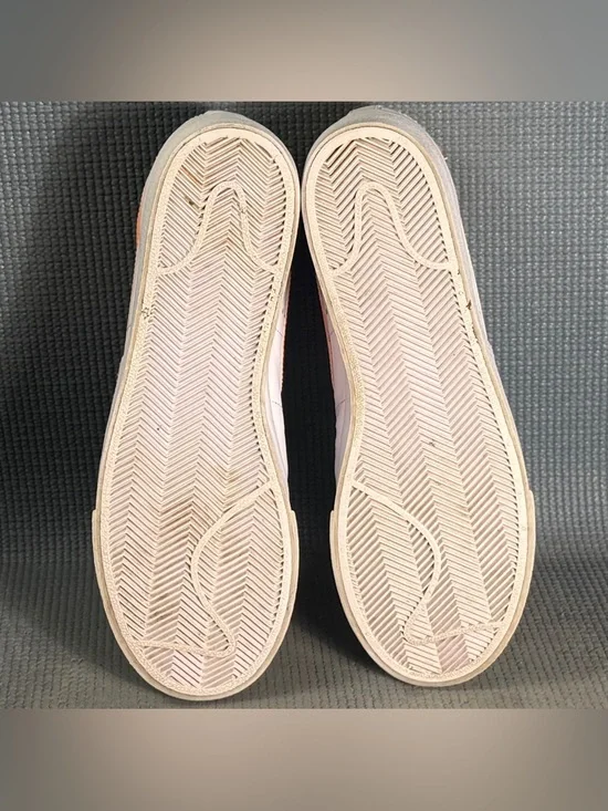 Nike Blazer Low Platform White/Peach Cream Shoes DX3719-100 Women's Size 10.5 - Picture 8 of 9